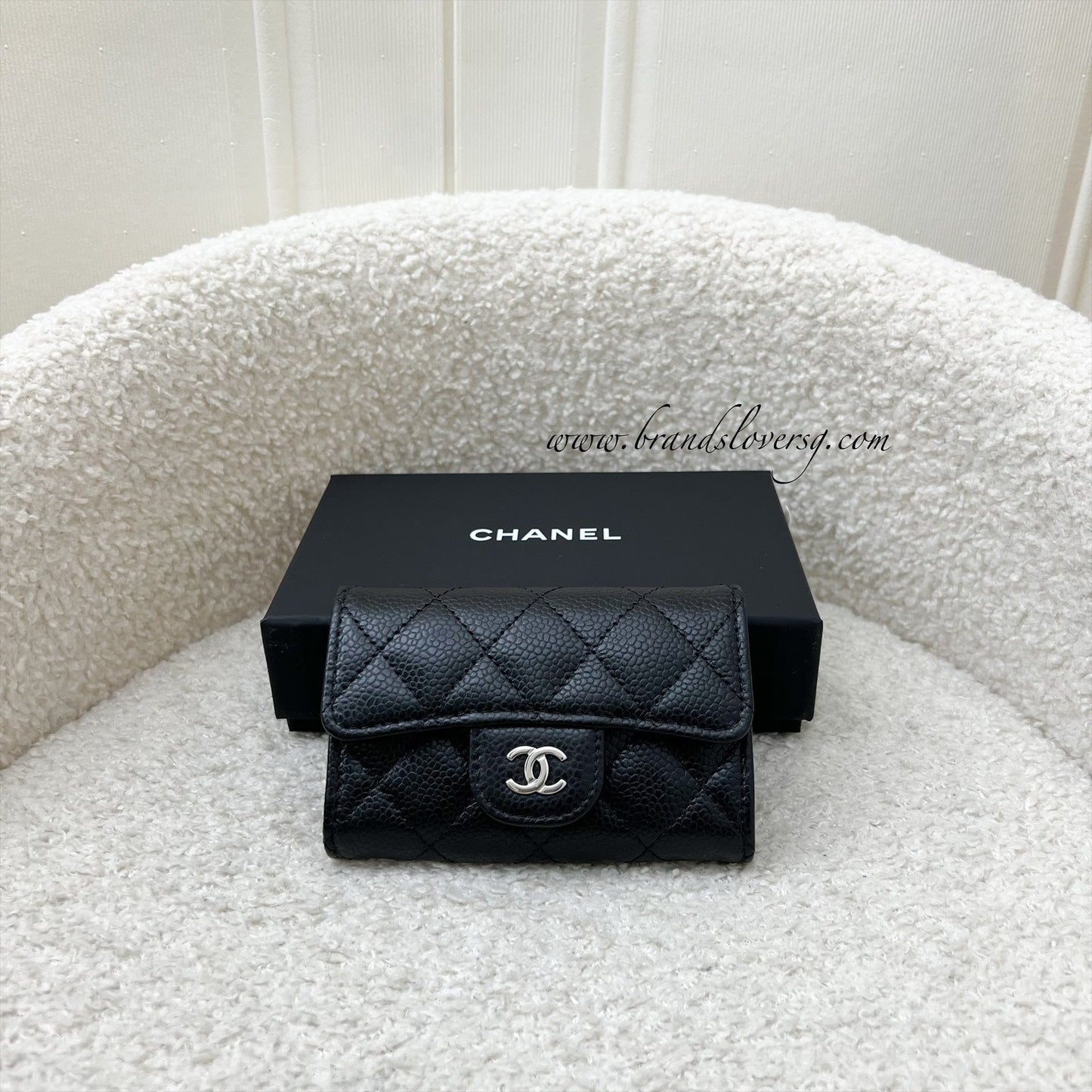 GLM-Classic Snap Card Holder in Black Caviar and SHW (Model: AP0214)
