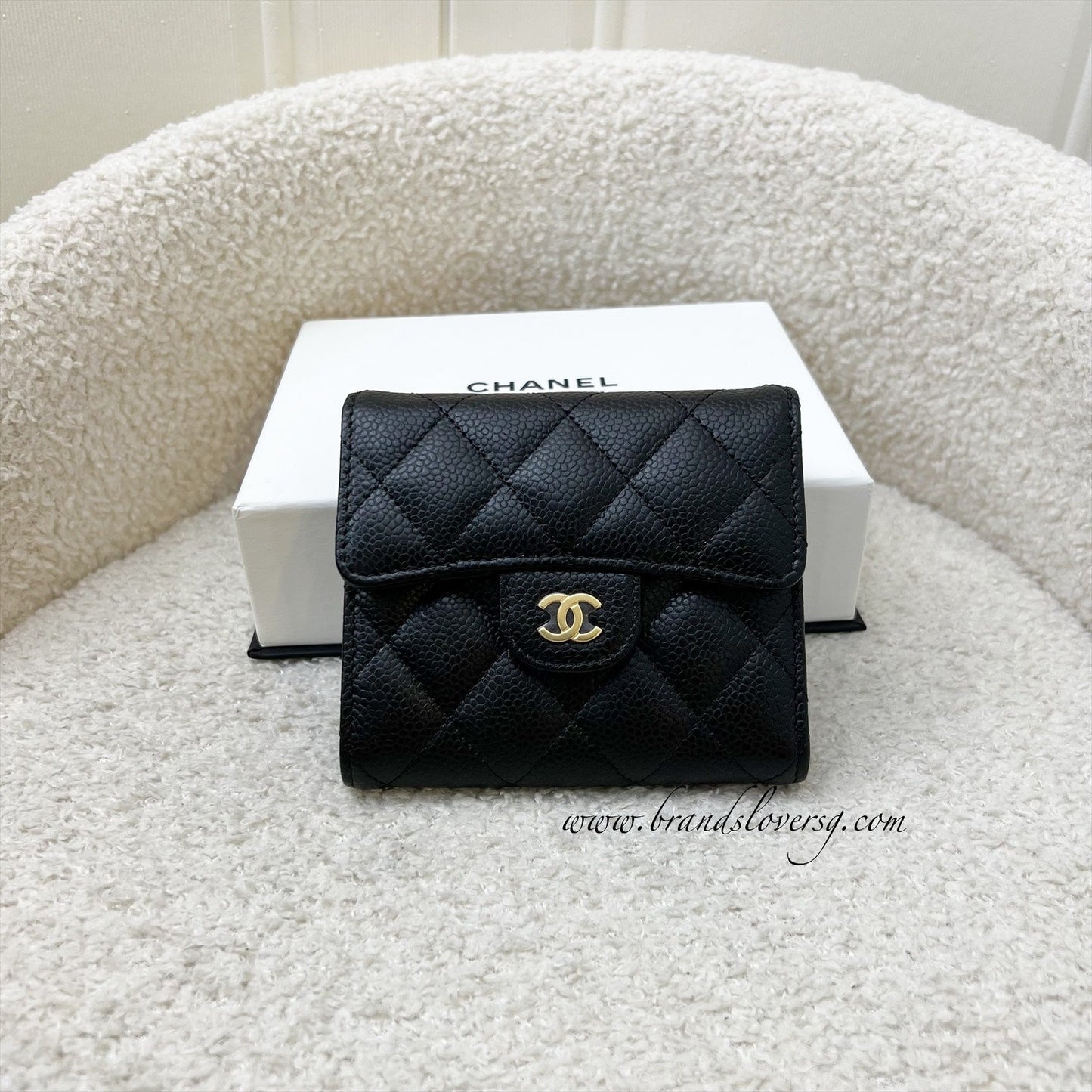 GLM-Classic Trifold Compact Wallet in Black Caviar and LGHW (AP0231)