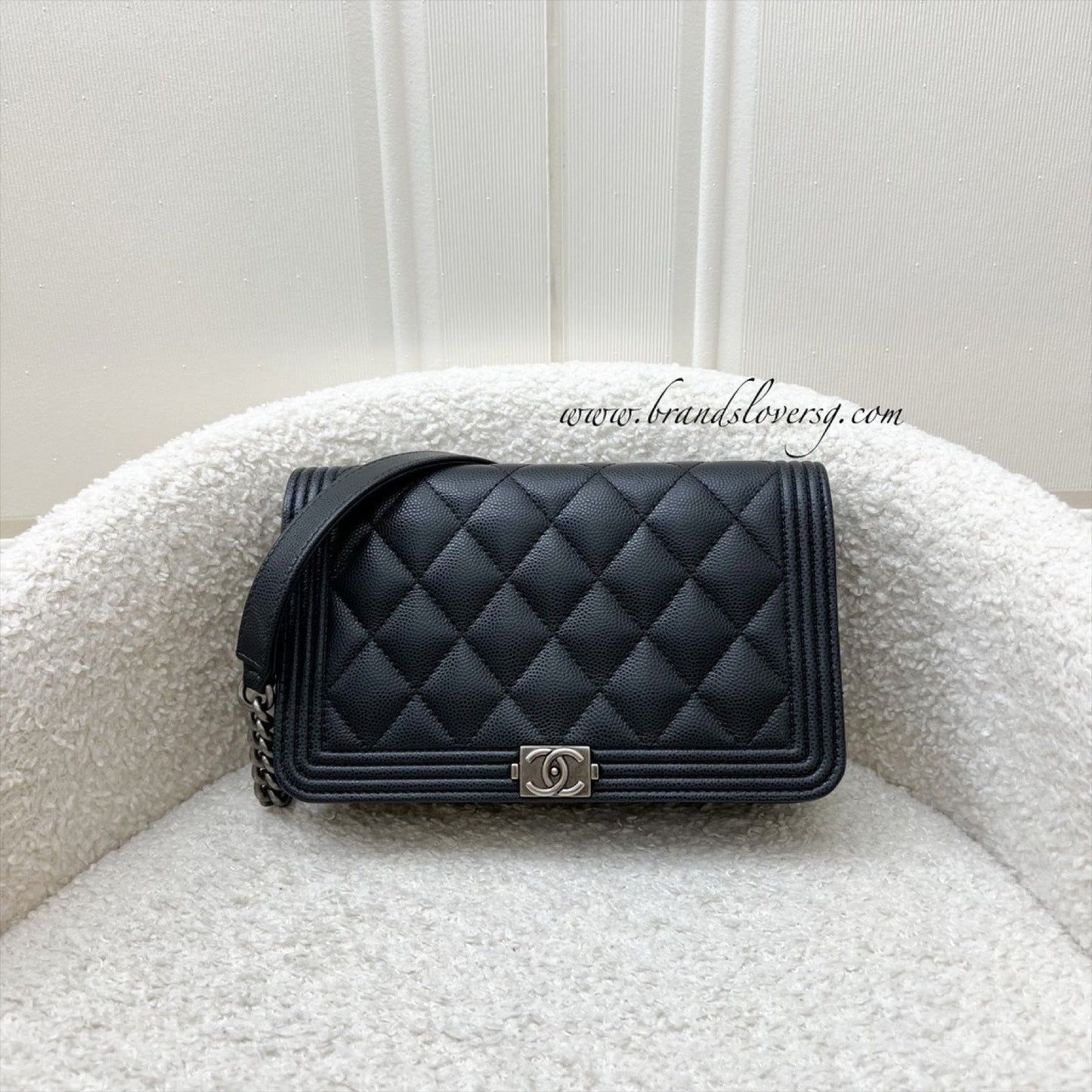 GLM-Boy Wallet on Chain WOC in Black Caviar and RHW