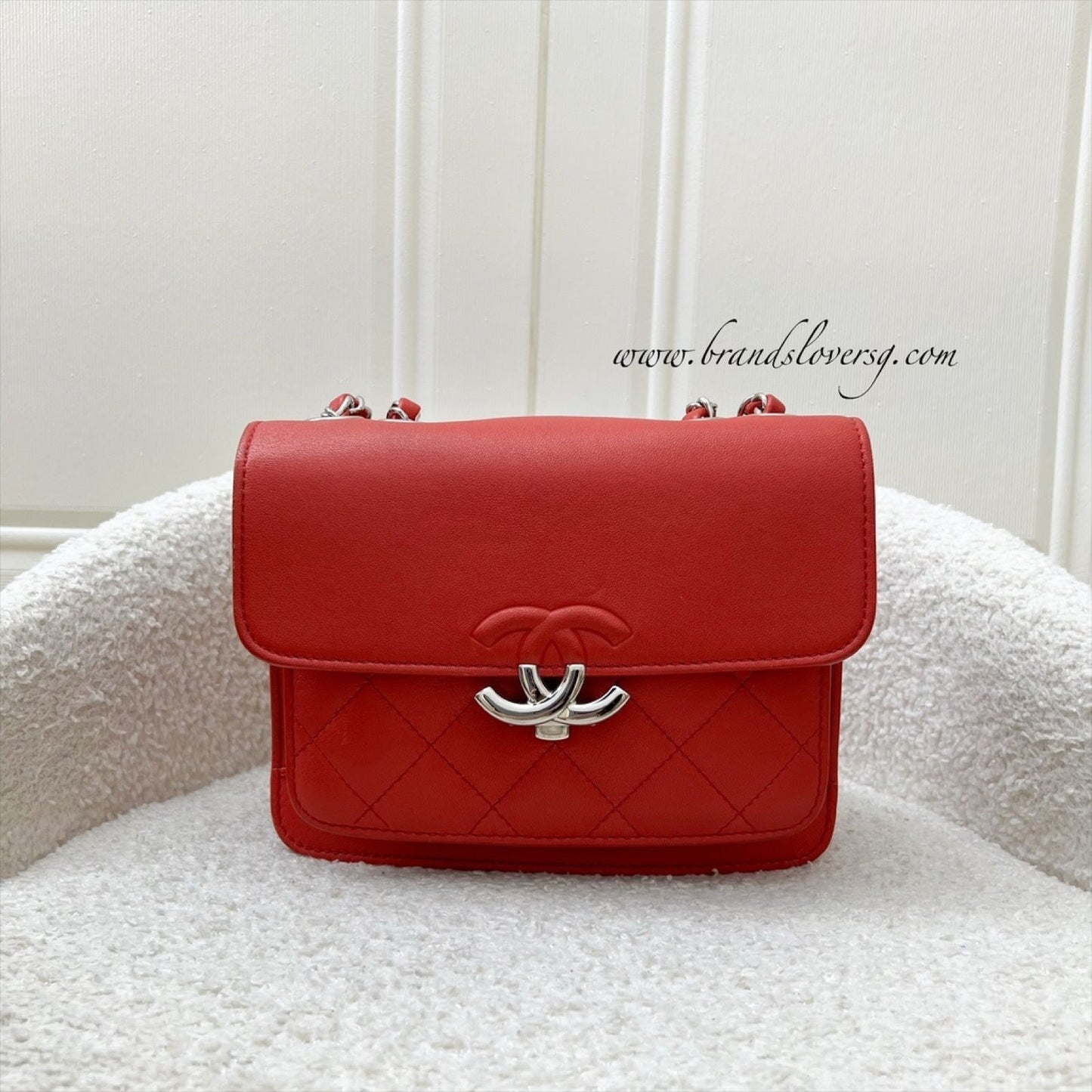 GLM-Small GLM- Box Flap in Red Grained and Quilted Calfskin and SHW