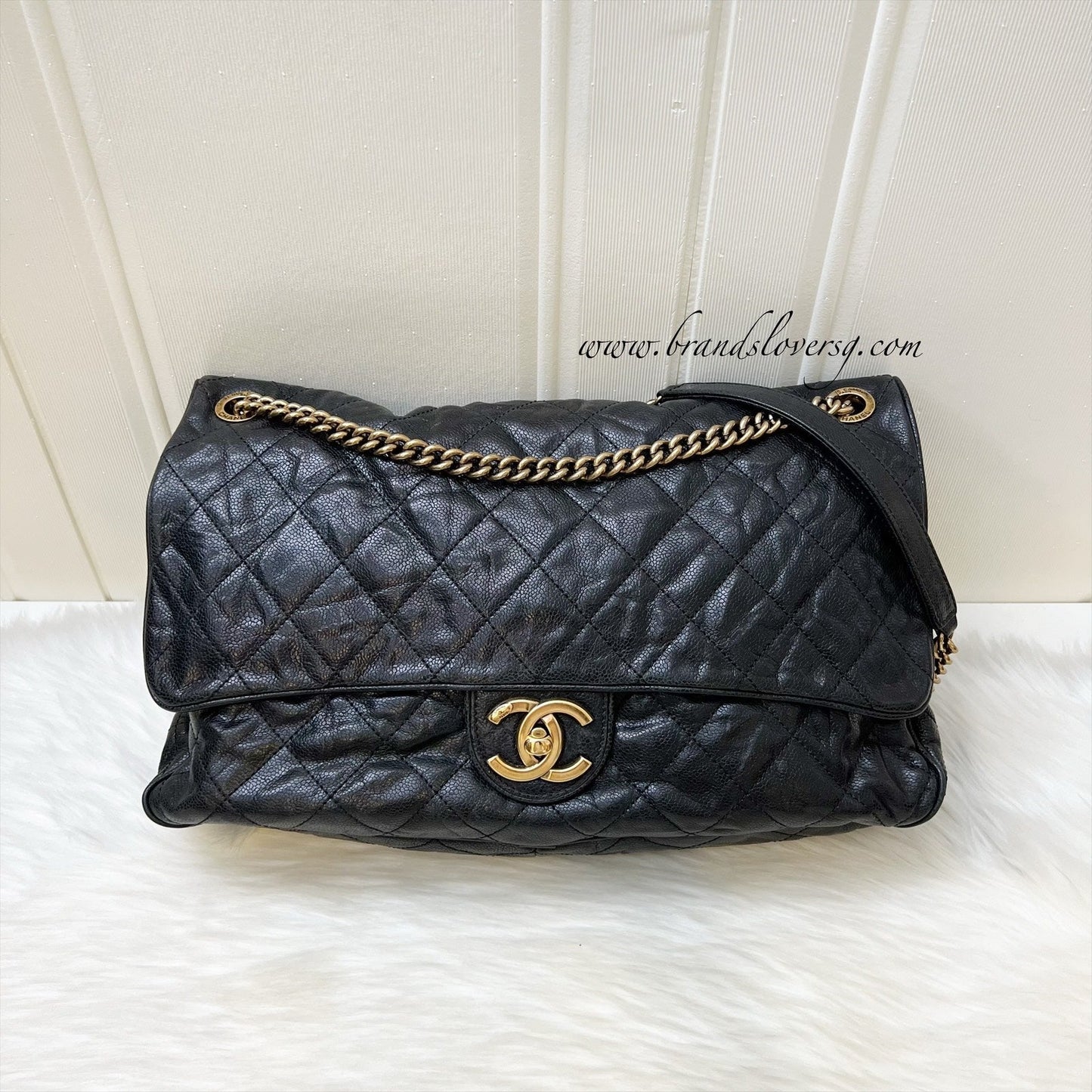 GLM-Shiva Flap Bag in Black Crumpled Caviar and AGHW (Model: A67148)