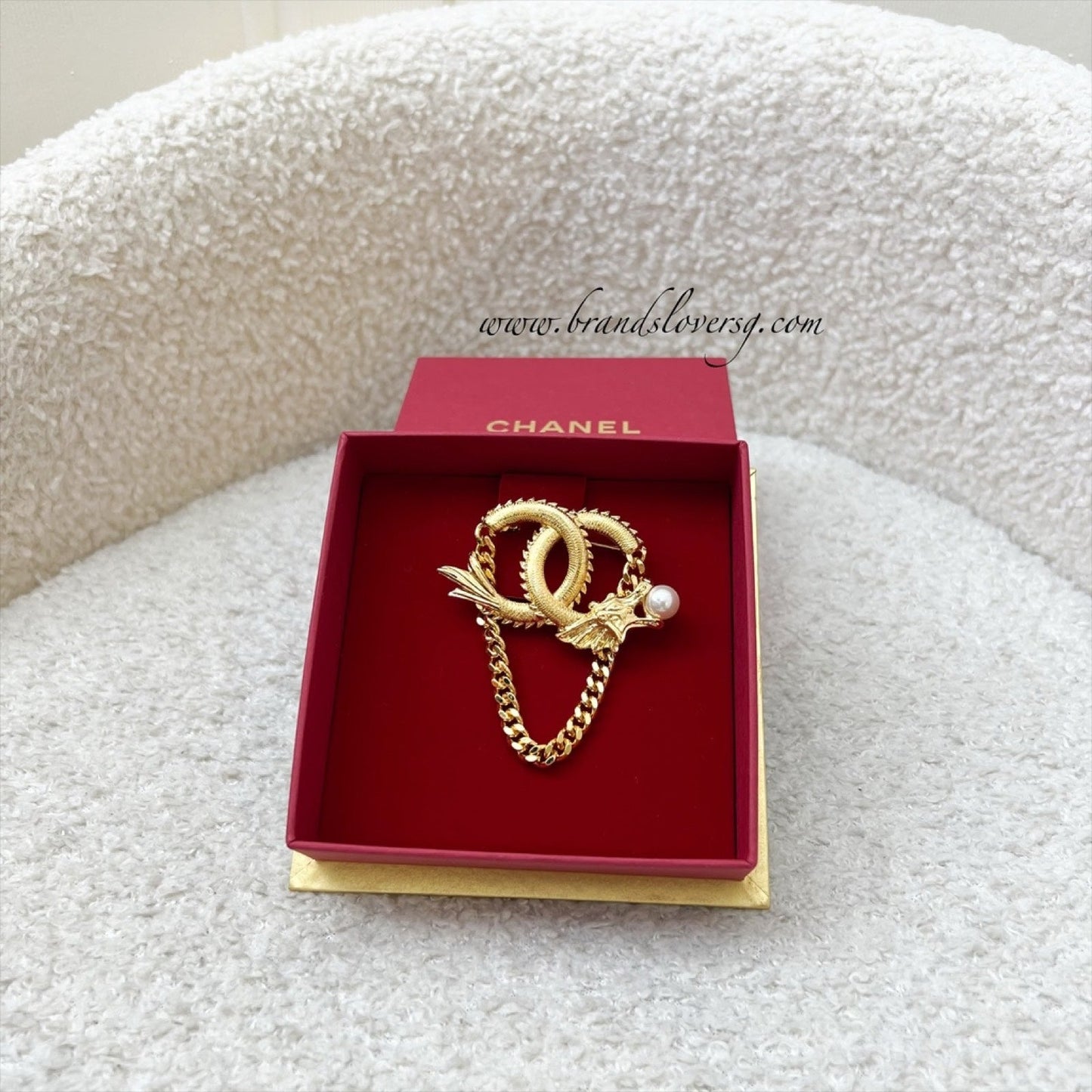 GLM-Chinese New Year CNY 2024 VIP Gift Dragon Brooch with Pearl in GHW