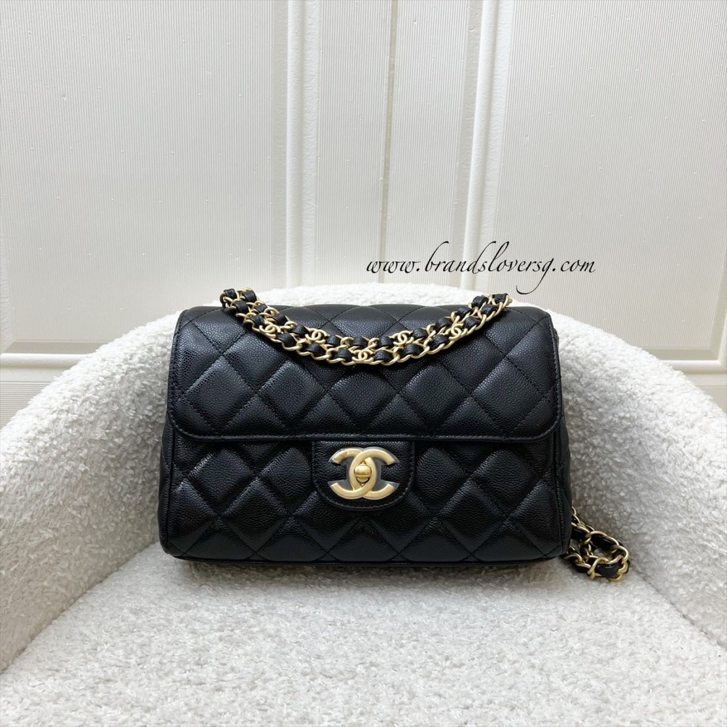 GLM-25P Seasonal Small / Mini Flap Bag in Black Caviar and AGHW (Model: AS5240)