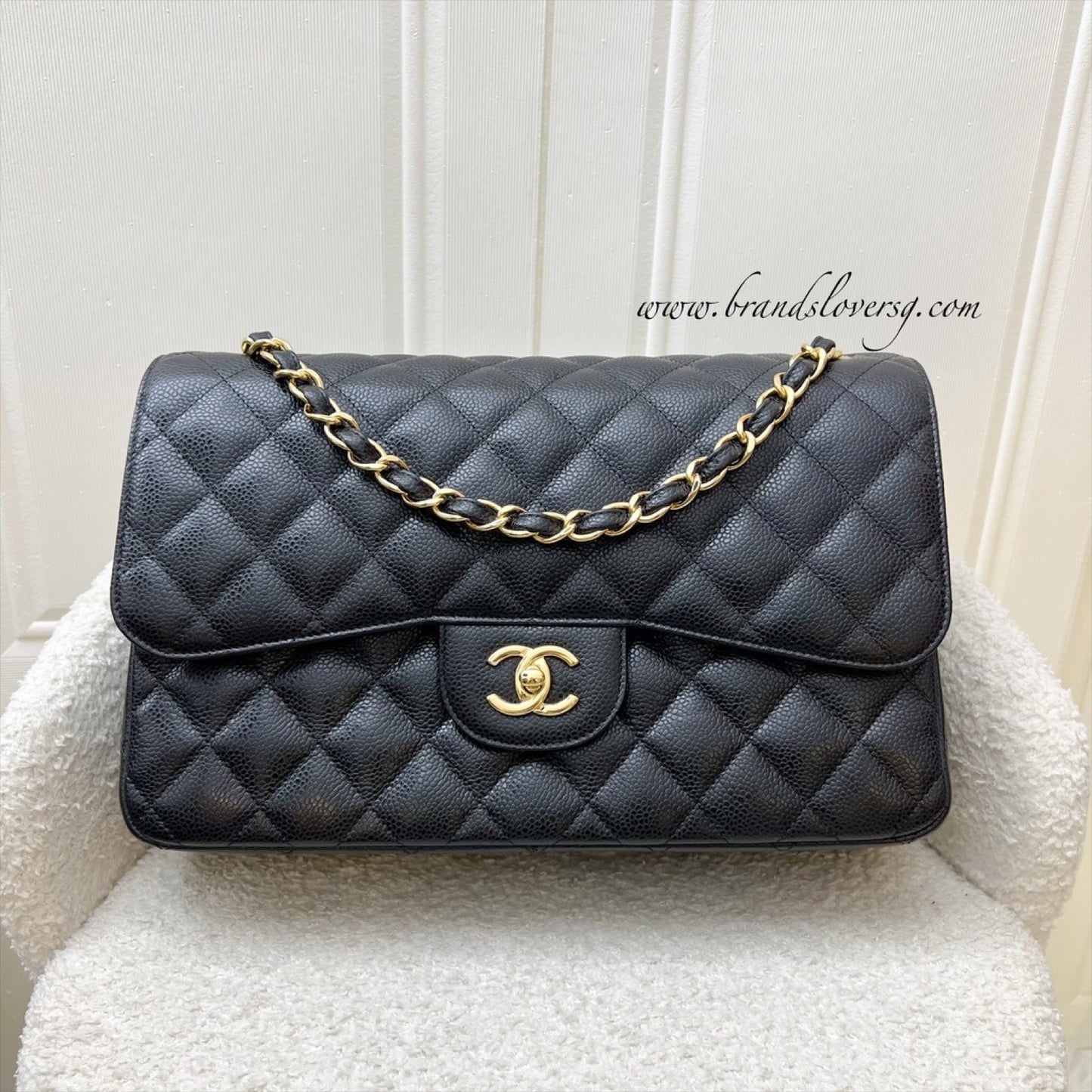 GLM-Jumbo Classic Flap DF in Black Caviar and GHW (Model: A58600)