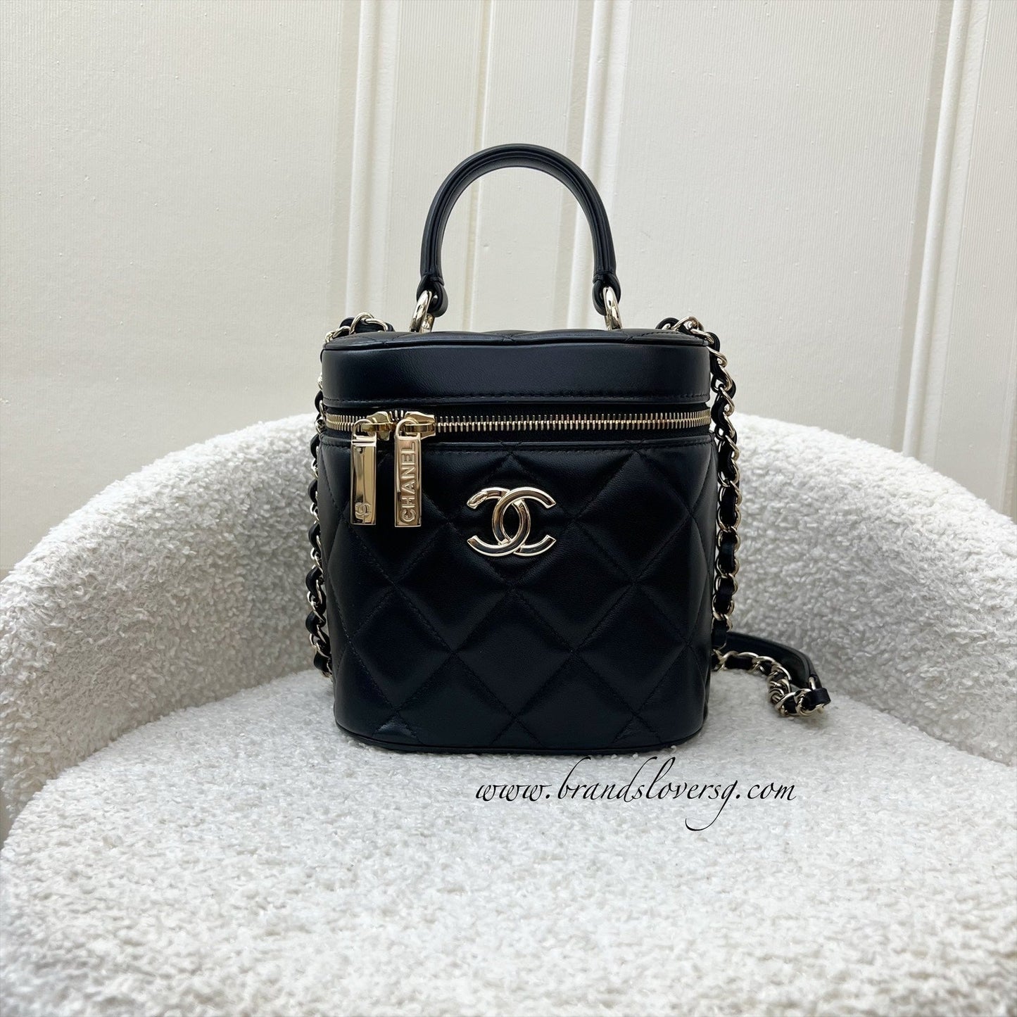 GLM-Trendy GLM- Vanity in Black Lambskin and LGHW (Model: AS1626)