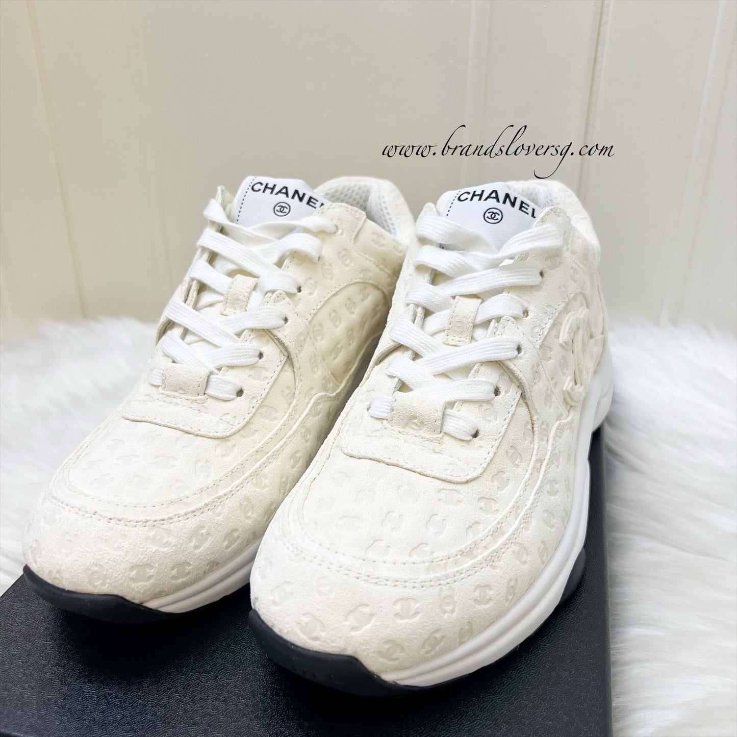 GLM-GLM- Logo Printed Sneakers in White Sz 38.5