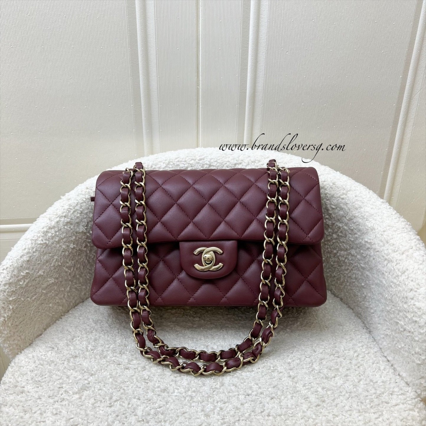GLM-Small Classic Flap CF in Burgundy Lambskin and LGHW