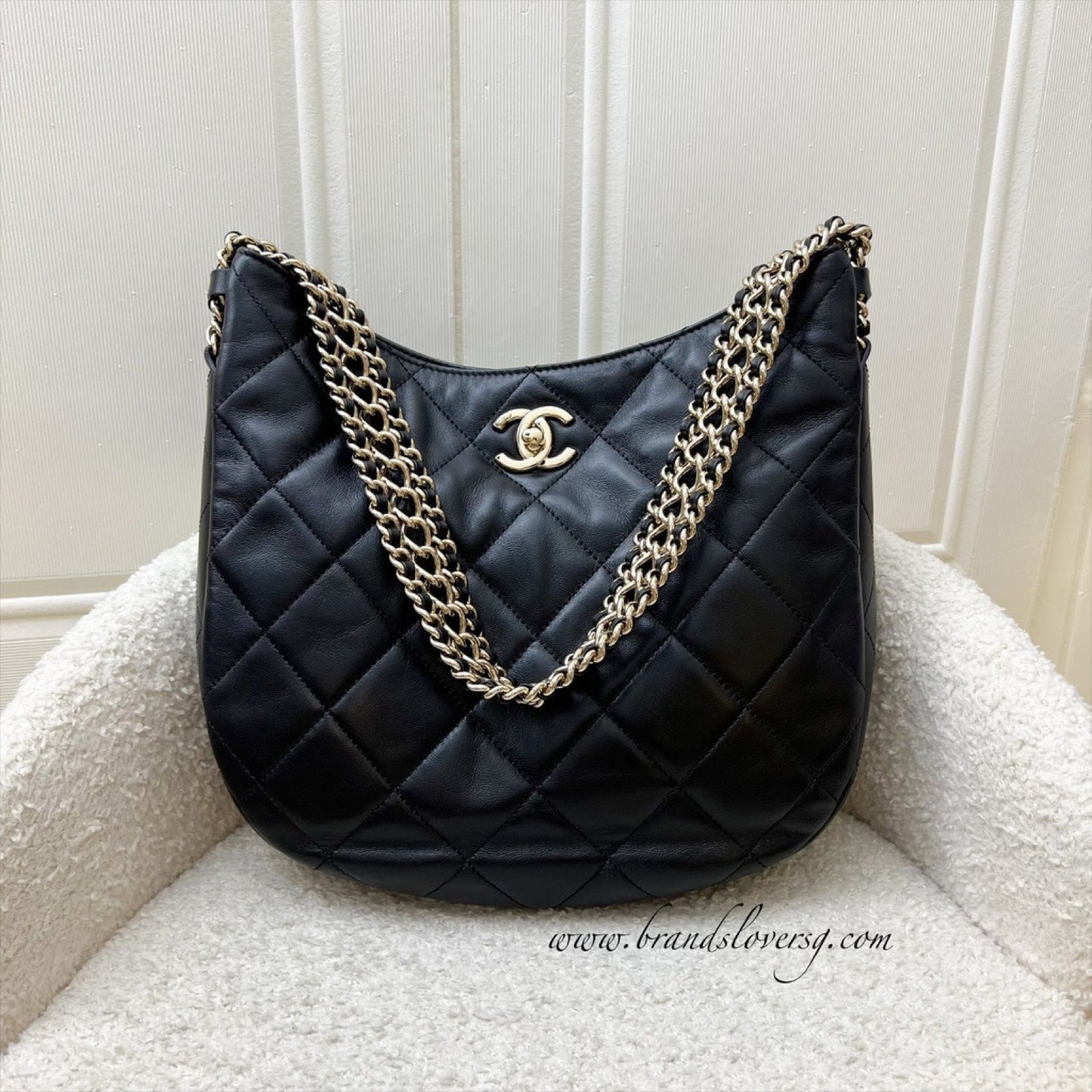 GLM-22P Hobo Bag in Black Lambskin and LGHW (Model: AS3153)