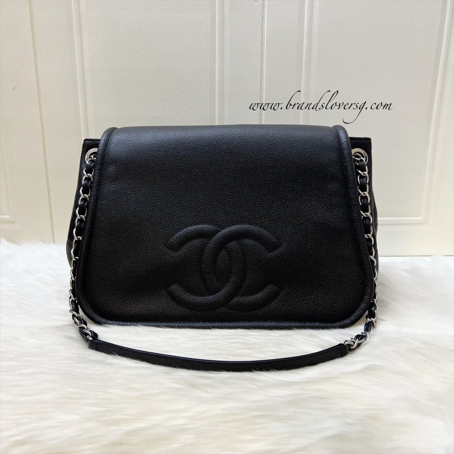 GLM-Maxi AGLM-ordion Shoulder Bag in Black Caviar and SHW