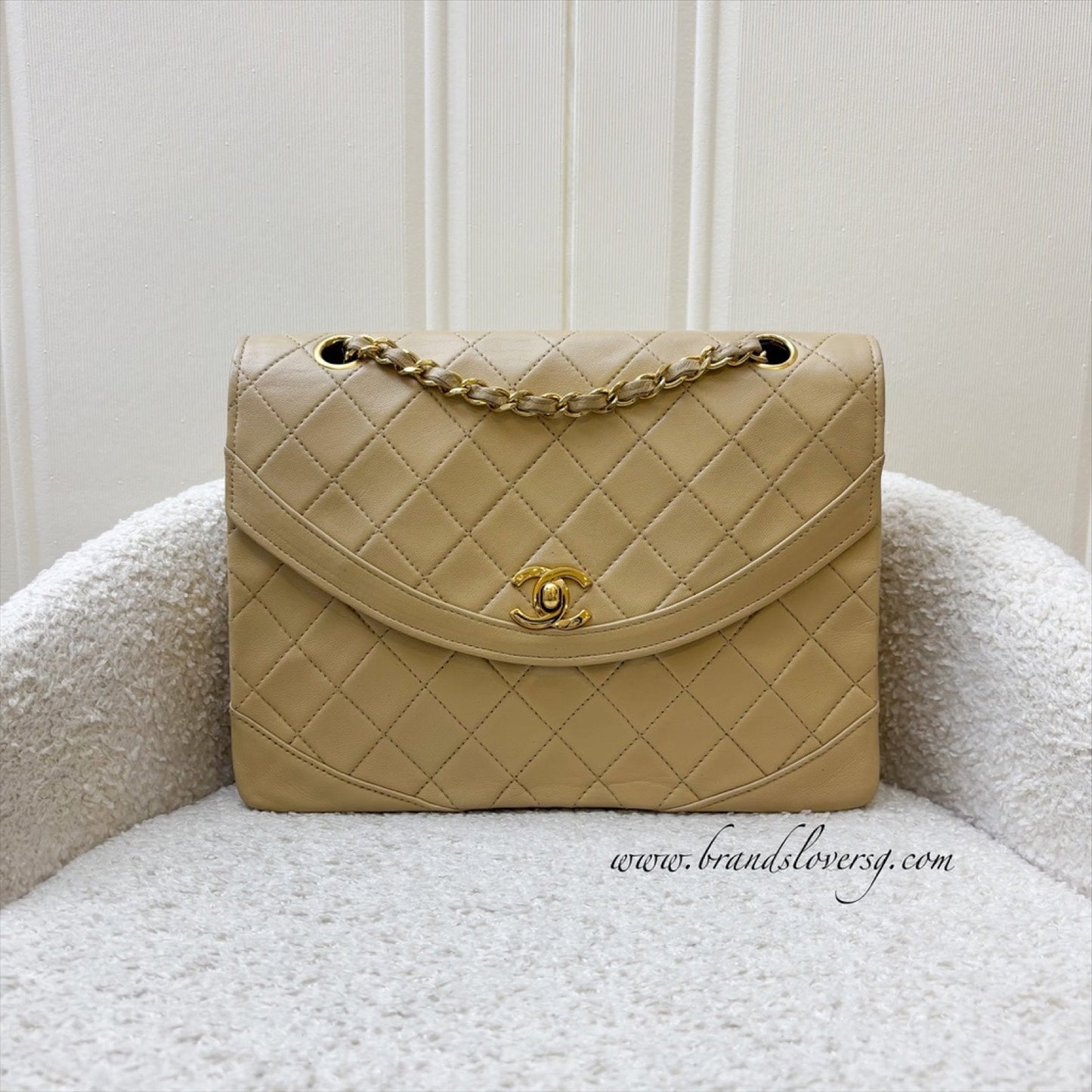 GLM- Flap in Beige Lambskin and GHW