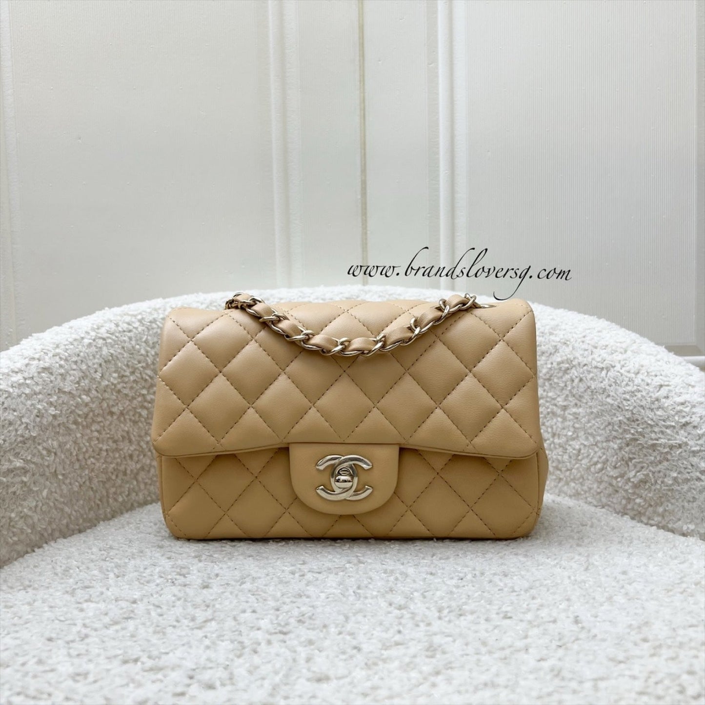 GLM-Classic Mini Rectangular Flap in 22C Beige Lambskin and LGHW (Model: A69900)