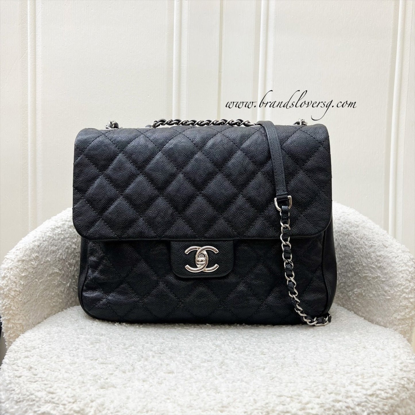 GLM-18P Seasonal Flap in Black Caviar and SHW (Model: A57049)