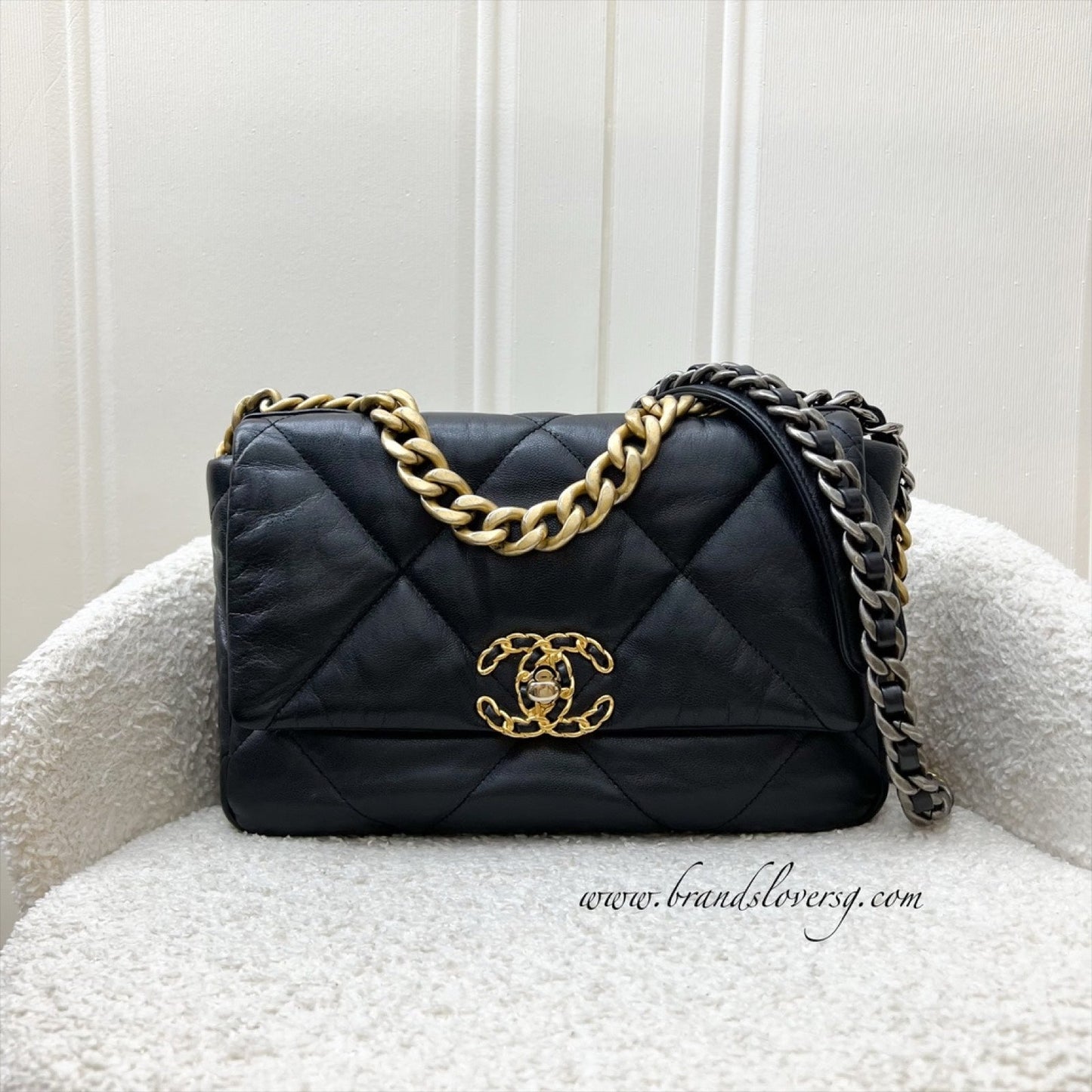 GLM-19 Small Flap in Black Goatskin and 3-tone HW (Model: AS1160)