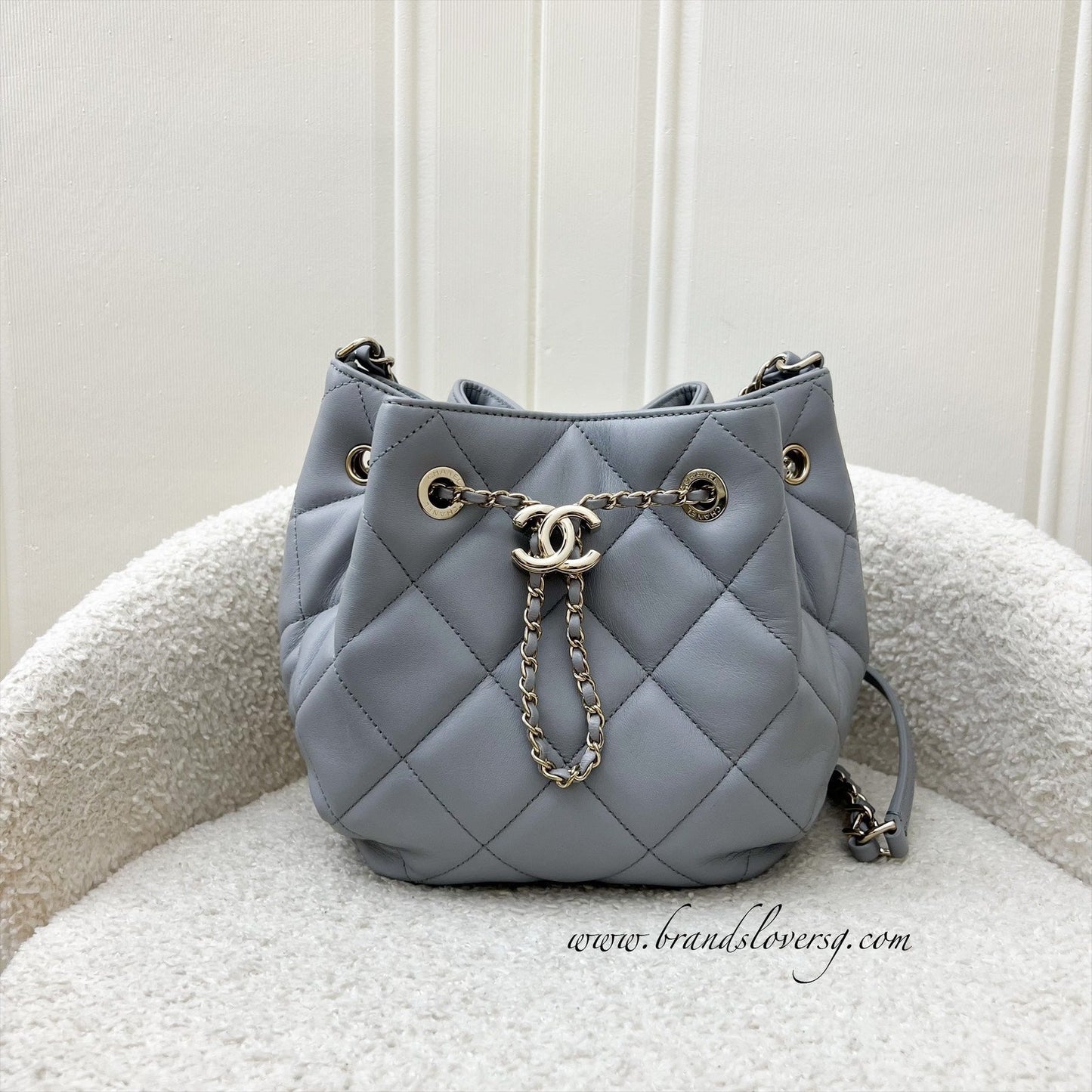 GLM-Drawstring Bucket Bag in Light Grey Lambskin and LHGW (Model: AS1698)