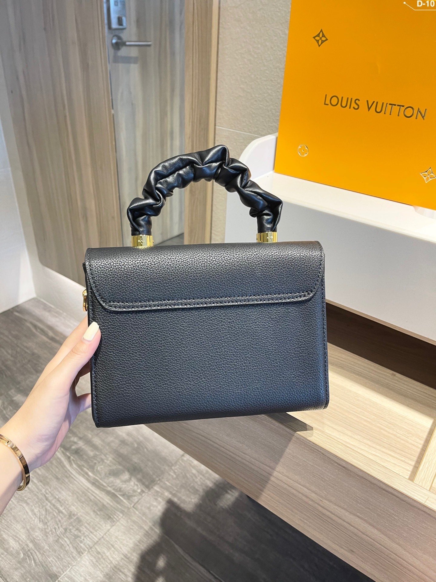 EN - New Arrival Bags LUV 488