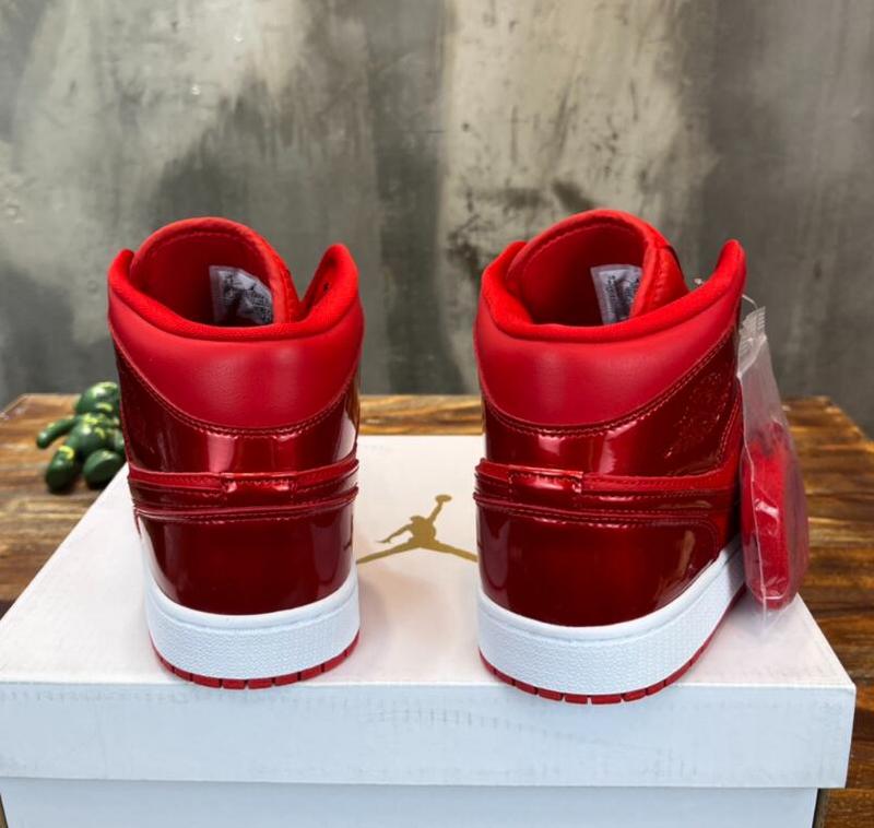 SAMC - NKE Shoes - 905