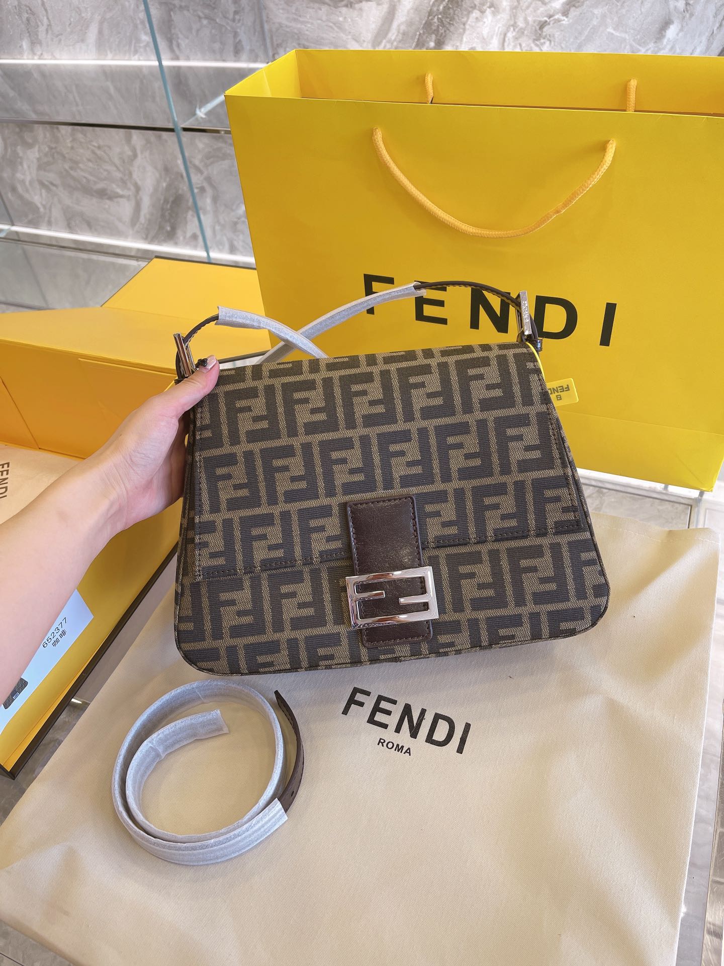 EN - New Arrival Bags FEI 201