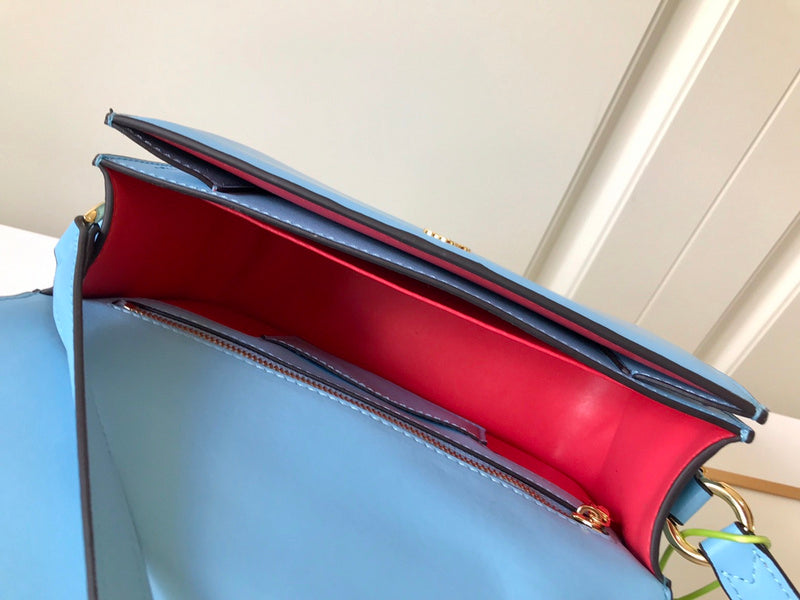 LOV2 Bags - Luxurious Bags  1049