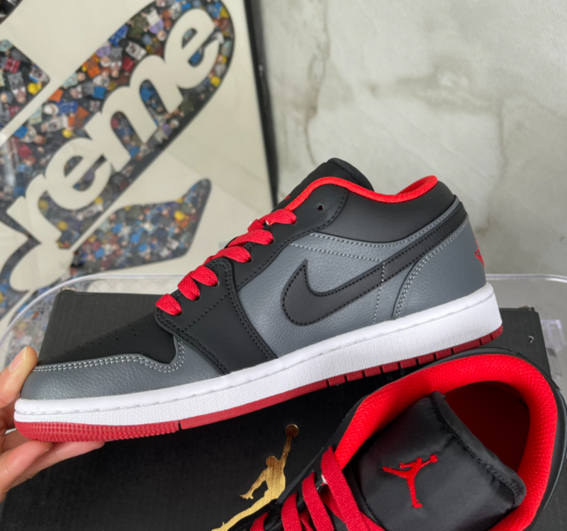 SAMC - NKE Shoes - 089