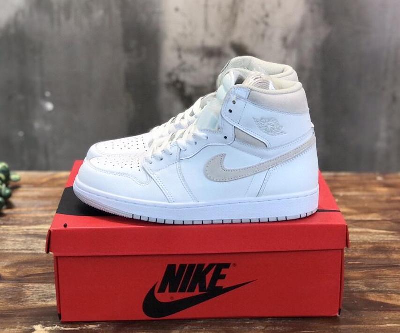 SAMC - NKE Shoes - 1000