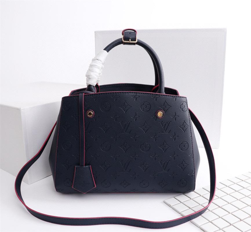 EN - New Arrival Bags LUV 040
