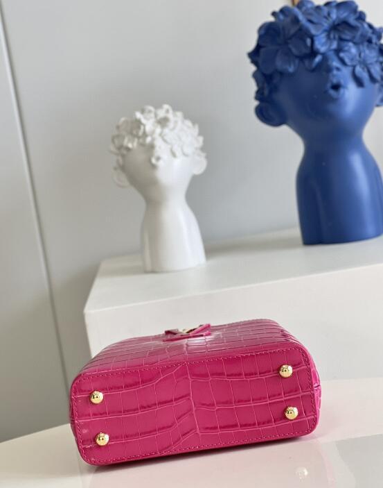 SAMC - LOV Bags - 1680