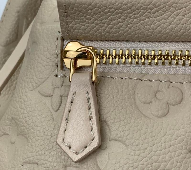SAMC - LOV Bags - 2530