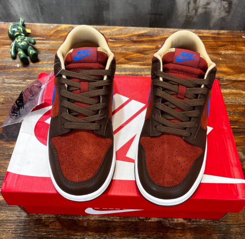 SAMC - NKE Shoes - 825