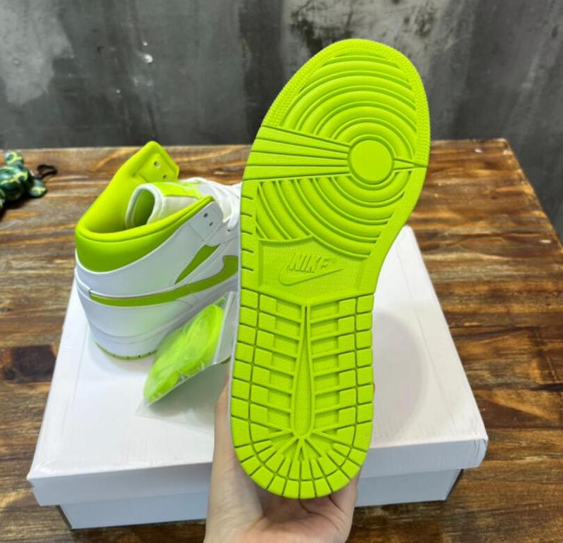 SAMC - NKE Shoes - 908
