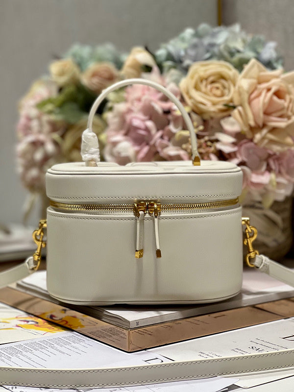 ELE - Dir Bags - 590