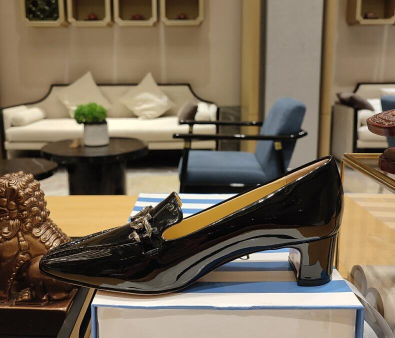 GlamyWomen Shoes - 187
