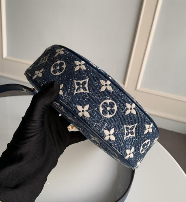 SAMC - LOV Bags - 1847