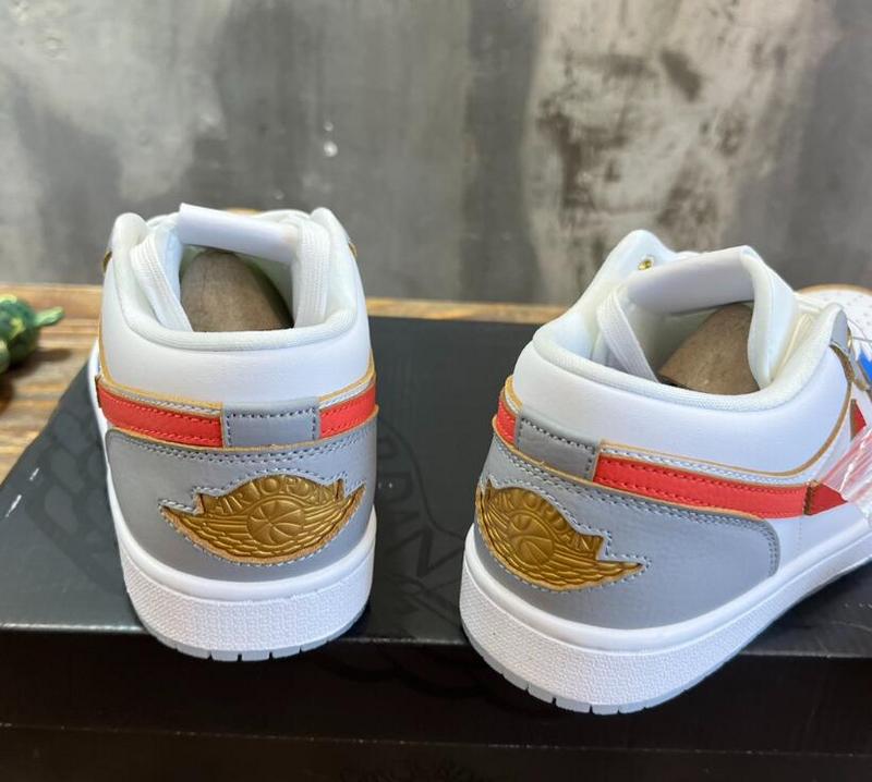 SAMC - NKE Shoes - 418