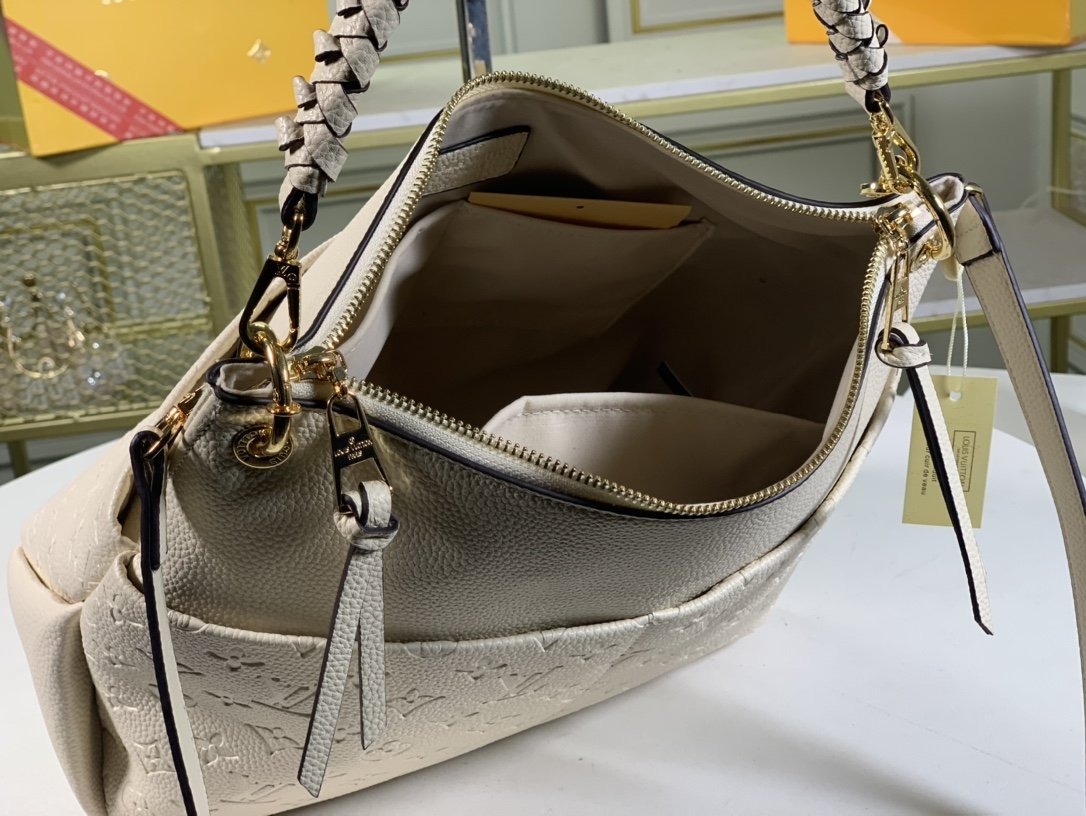 EN - New Arrival Bags LUV 112