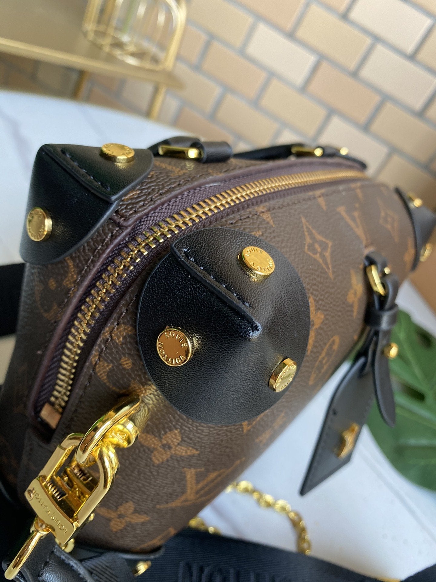 EN - New Arrival Bags LUV 107