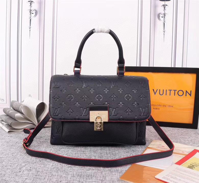 EN - New Arrival Bags LUV 044