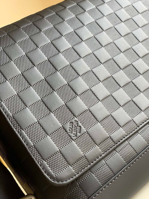 LOV2 Bags - Luxurious Bags  1225
