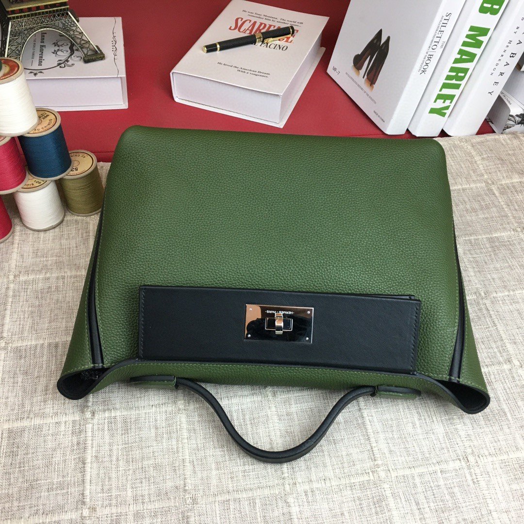 GLAMI 24/24 ClemenGLAMI Swift Green Silver Hardware For Women, Handbags, Shoulder Bags 11.4in/29cm