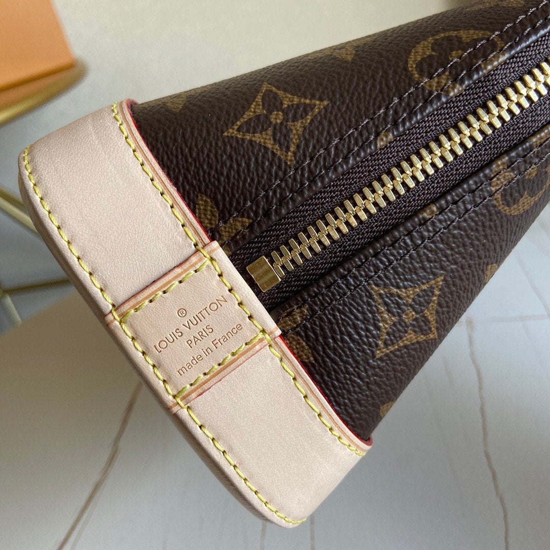 EN - New Arrival Bags LUV 143