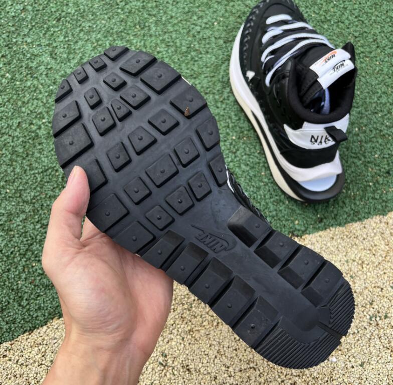 SAMC - NKE Shoes - 1093