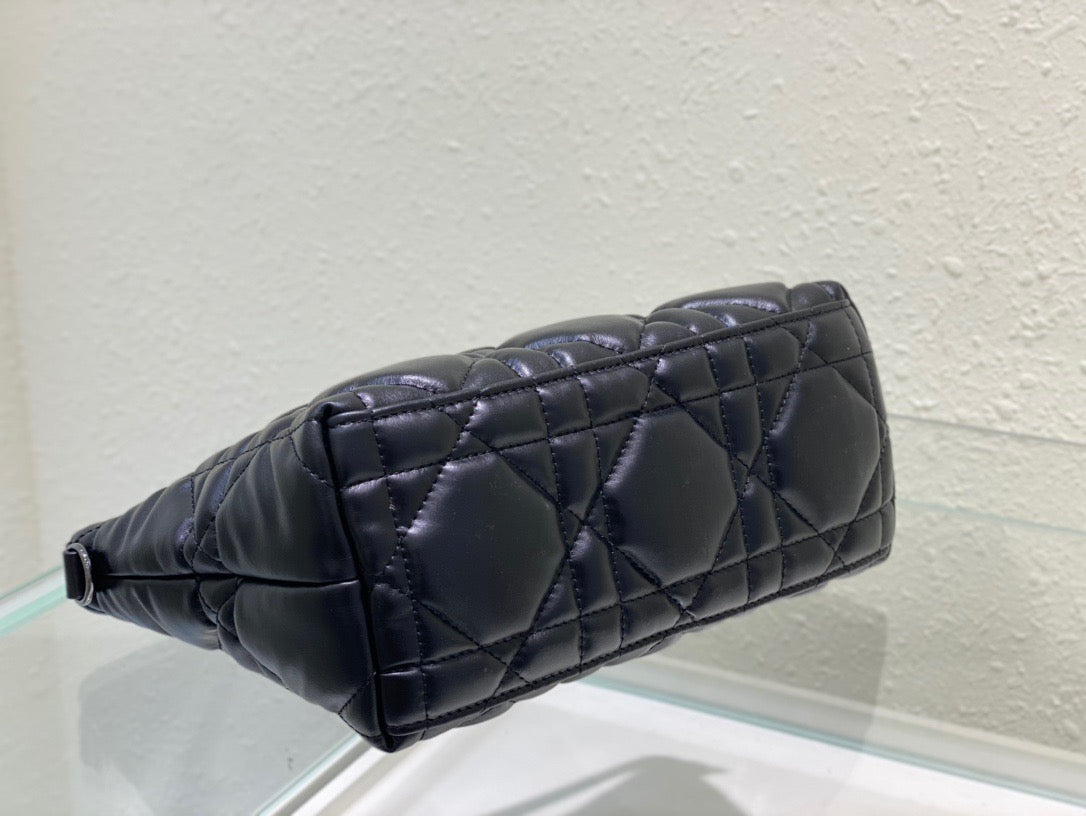 GLAMI MeGLAMIum DYORTravel Nomad Pouch Black, For Women, WomenÃ¢â‚¬â„¢s Handbags 8.5in/22cm CD S5554BMIG_M900