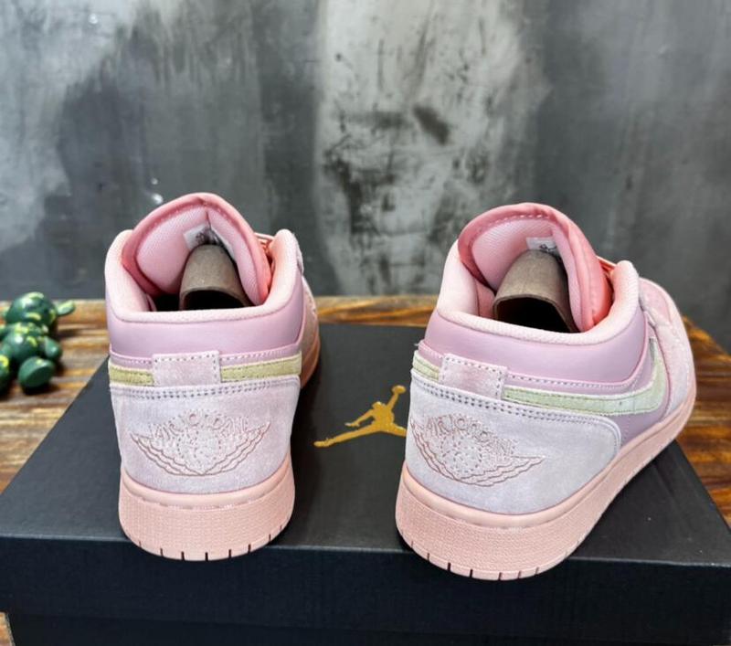 SAMC - NKE Shoes - 927