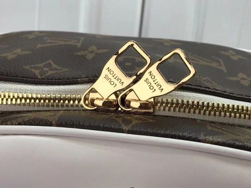 LOV2 Bags - Luxurious Bags  1494