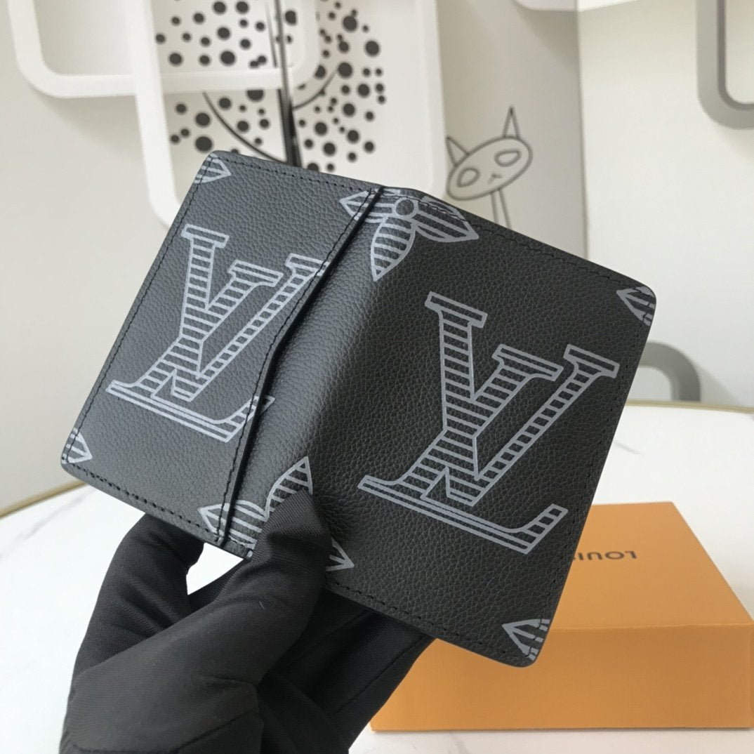 EN - New Arrival Wallet LUV 070
