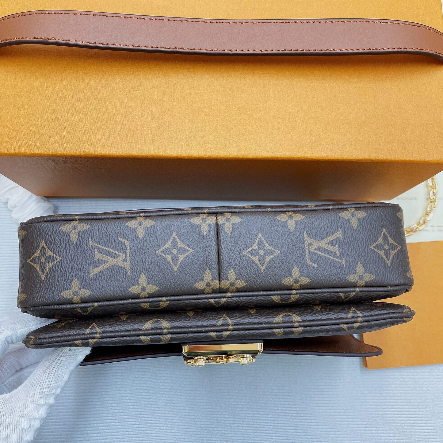 LV MarGLAMIau Monogram Canvas Caramel Brown For Women,  Shoulder and Crossbody Bags 9.6in/24.5cm LV M46127