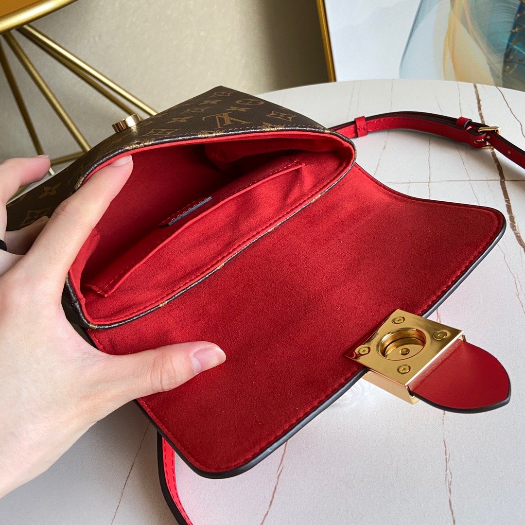 EN - New Arrival Bags LUV 149