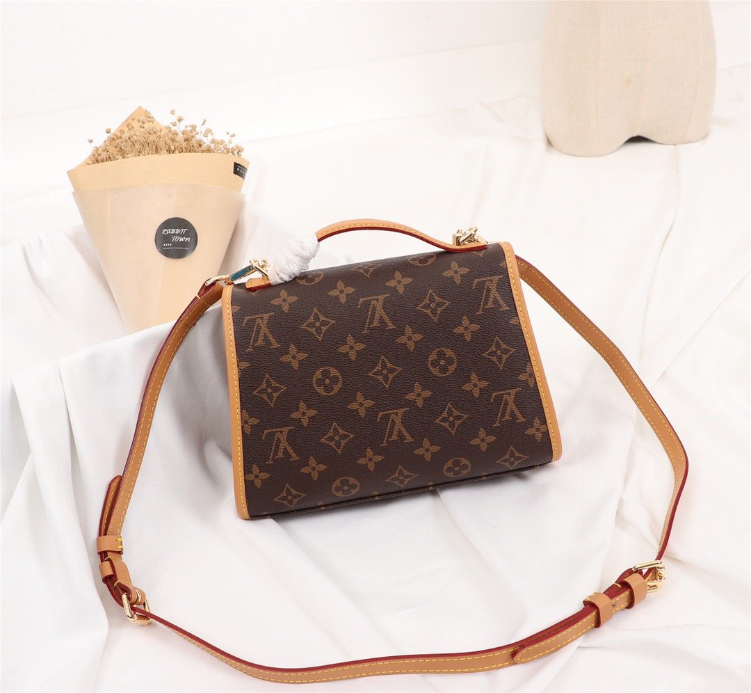EN - New Arrival Bags LUV 271