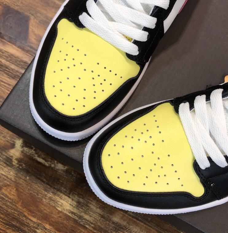 SAMC - NKE Shoes - 1027