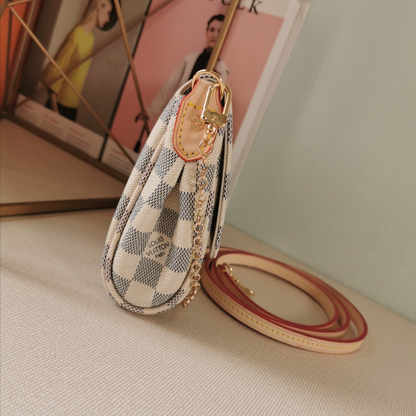 EN - New Arrival Bags LUV 201