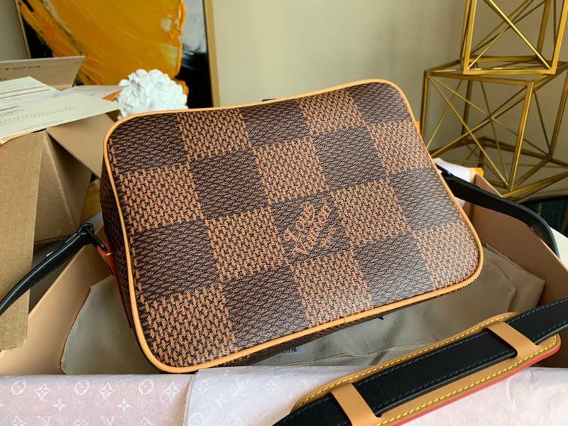 LOV2 Bags - Luxurious Bags  1230